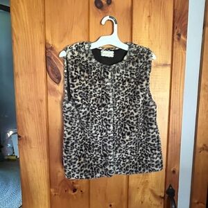 btween Animal Print Faux Fur Vest